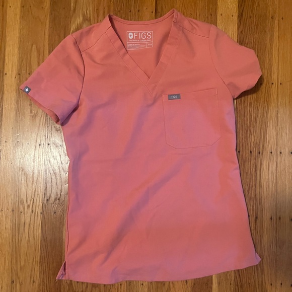 Figs coral scrubs XXS Top / XXSP bottom - Picture 3 of 3